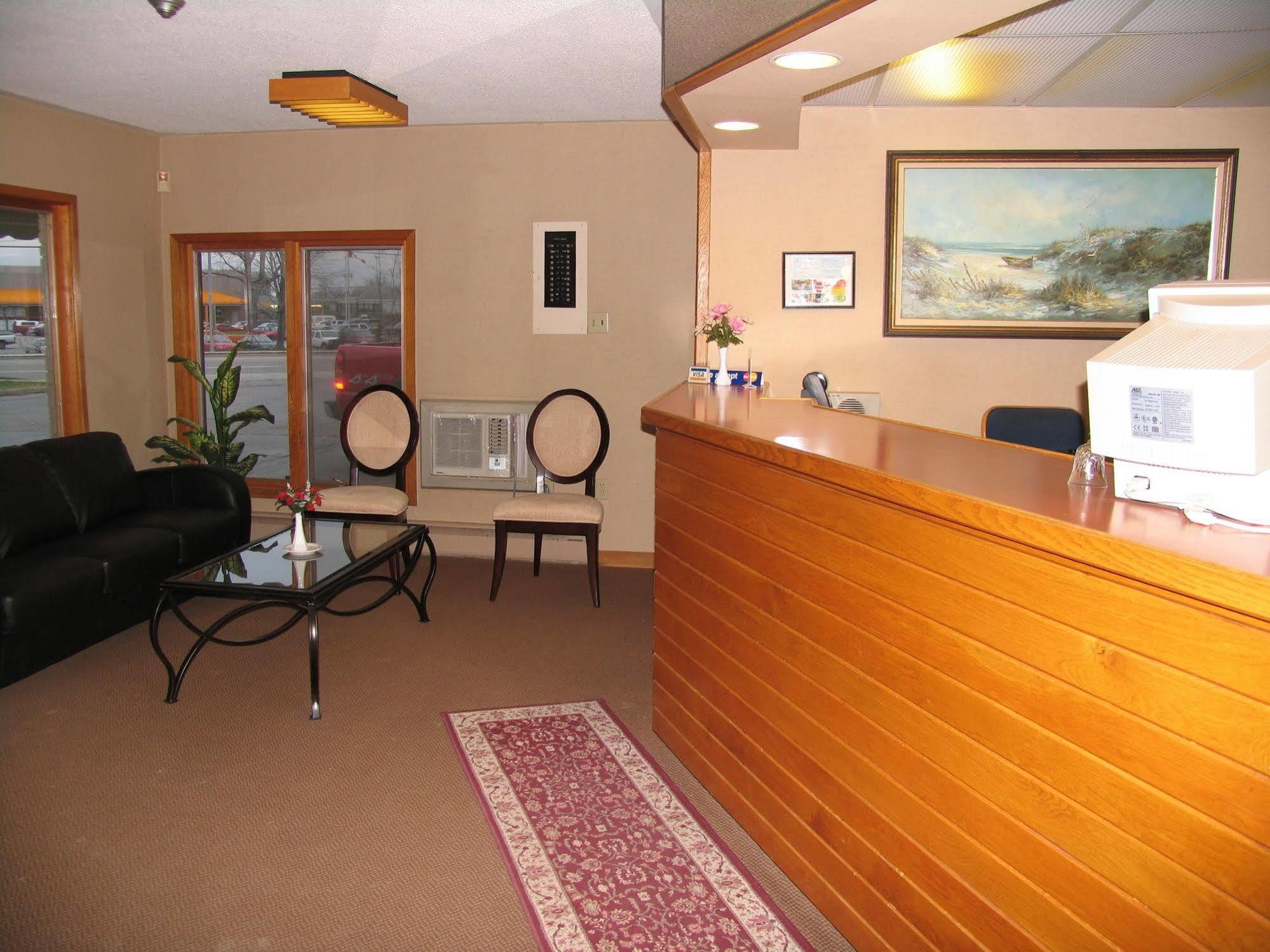 Seven Oakes Motel Kingston Buitenkant foto